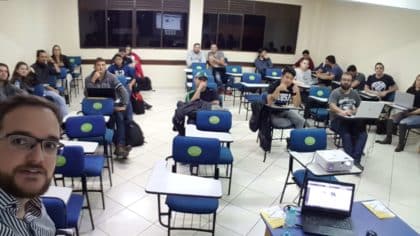 Obra Prima na sala de aula. Palestra para o curso de Engenharia Civil da Unifacear.